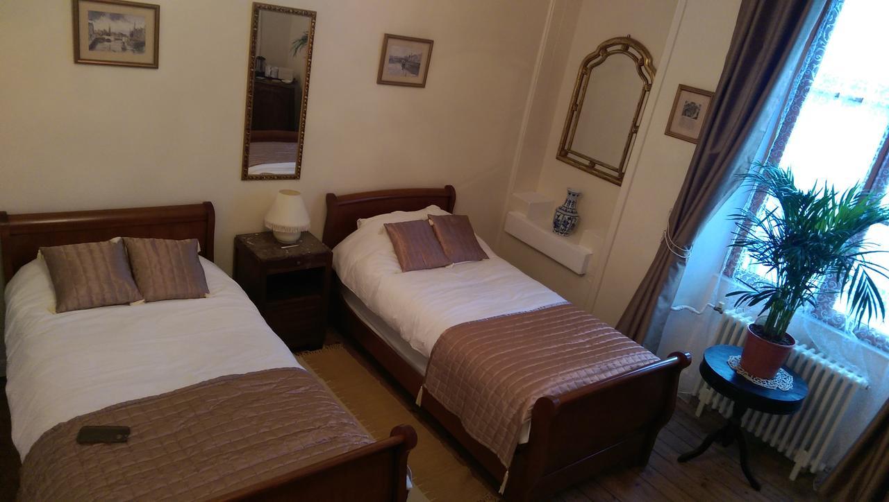 Bed and Breakfast Vingt Grand Rue Champagne-Mouton Exteriér fotografie